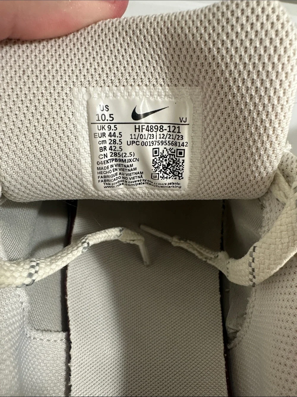 Nike P-6000 Summit White Light Bone Sz. 10.5